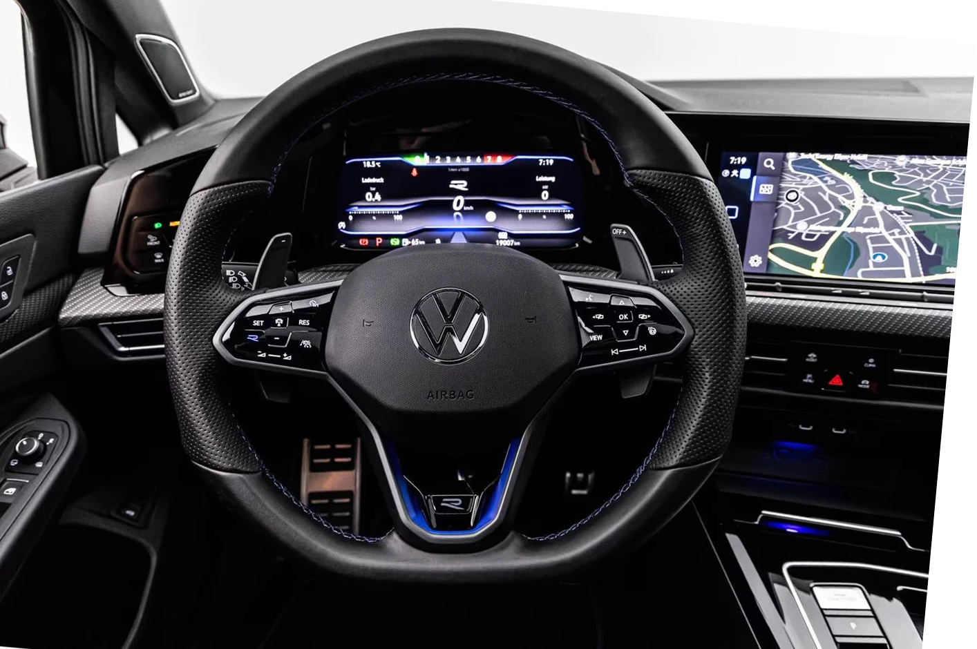 VW Golf R PERFORMANCE/320HP/DSG/PANO/HUD/ACC/CAM/625z, снимка 9 - Автомобили и джипове - 55379701