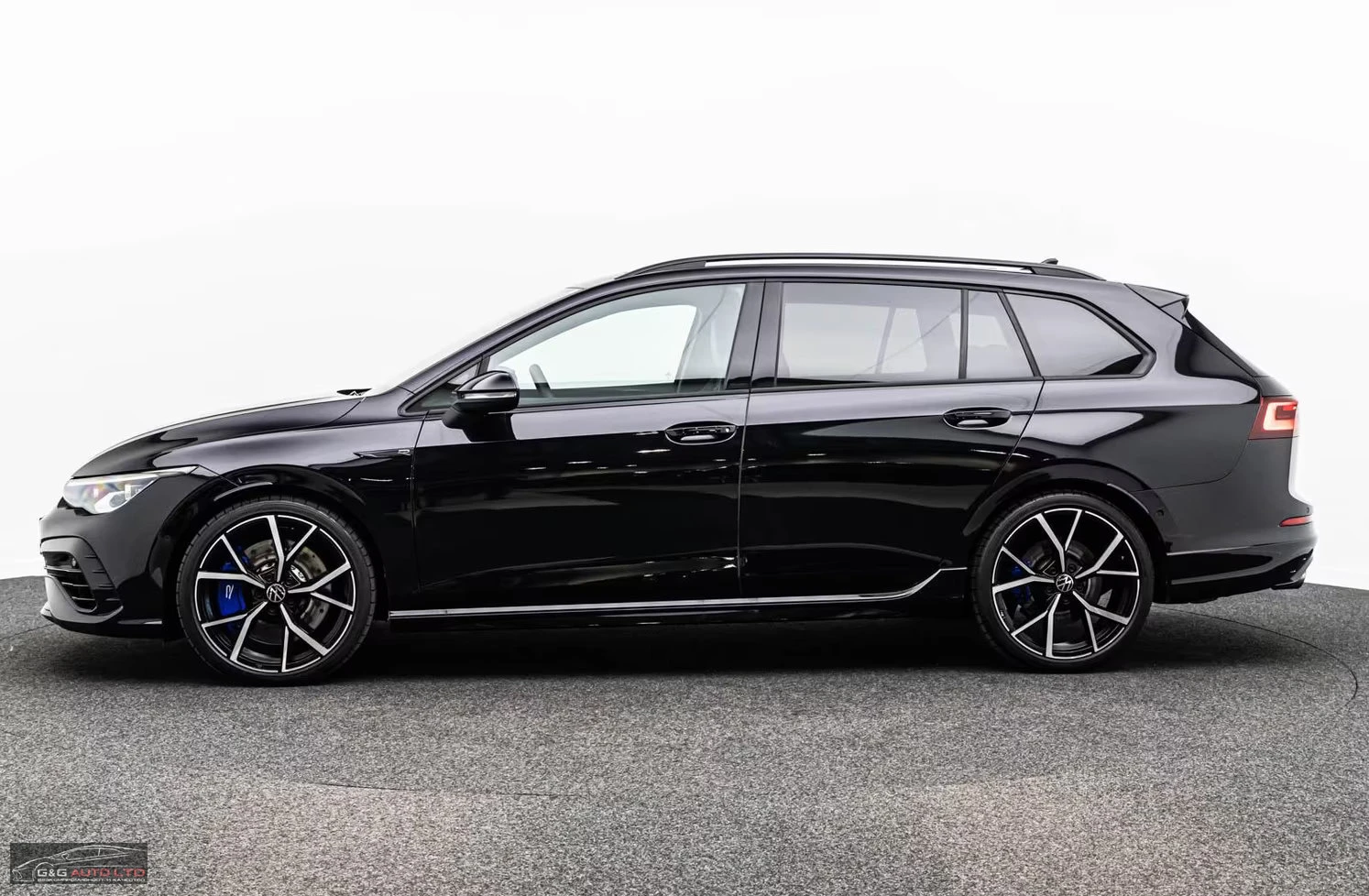 VW Golf R PERFORMANCE/320HP/DSG/PANO/HUD/ACC/CAM/625z, снимка 3 - Автомобили и джипове - 55379701