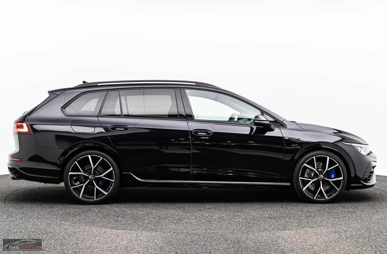 VW Golf R PERFORMANCE/320HP/DSG/PANO/HUD/ACC/CAM/625z, снимка 6 - Автомобили и джипове - 55379701