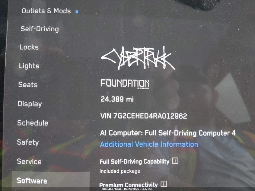 Tesla Cybertruck * AWD* 360* ПАНО* KEYLESS* Camera* ПОДГРЕВ* , снимка 13 - Автомобили и джипове - 55584411
