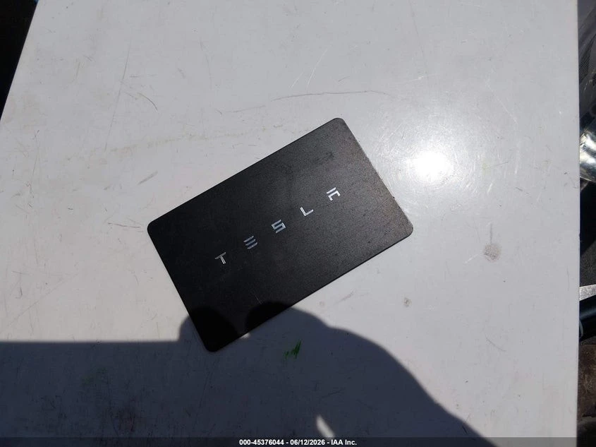Tesla Cybertruck * AWD* 360* ПАНО* KEYLESS* Camera* ПОДГРЕВ* , снимка 14 - Автомобили и джипове - 55584411