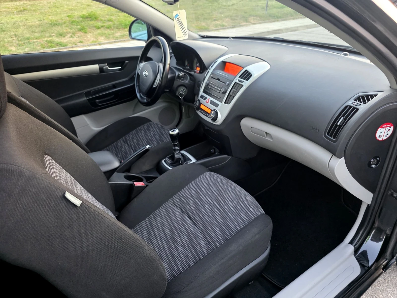 Kia Ceed 1.6Crdi -90к.с Sport купе, снимка 13 - Автомобили и джипове - 55594026