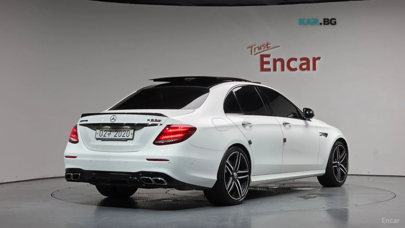 Mercedes-Benz E 63 AMG 4MATIC+ * HUD* 360* МАСАЖИ* ОБДУХ* НАВИ* ПАНО, снимка 2 - Автомобили и джипове - 55833212