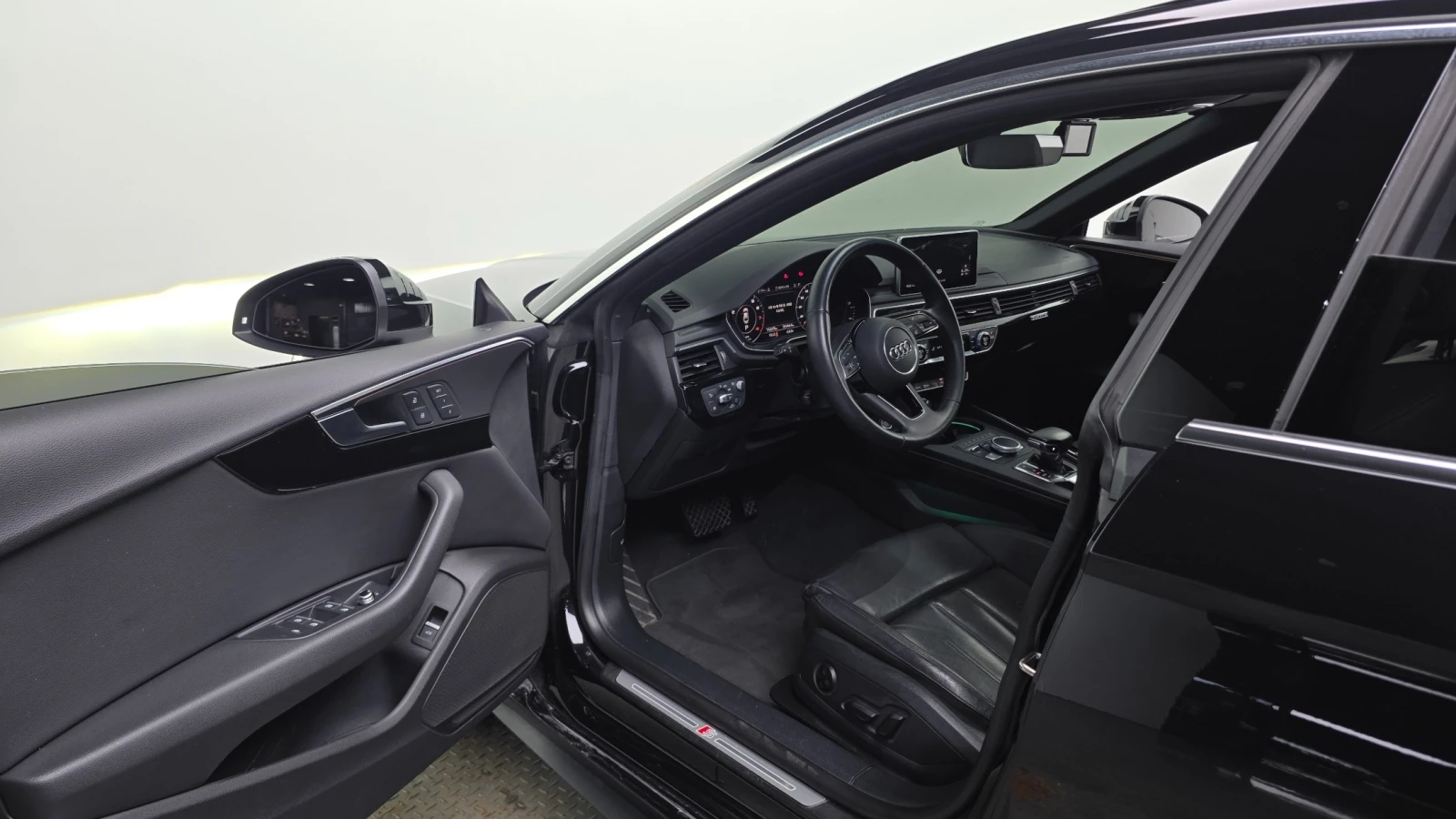 Audi A5 45TFSI S-LINE QUATTRO * DIS * ПОДГРЕВИ * HUD , снимка 10 - Автомобили и джипове - 56178389