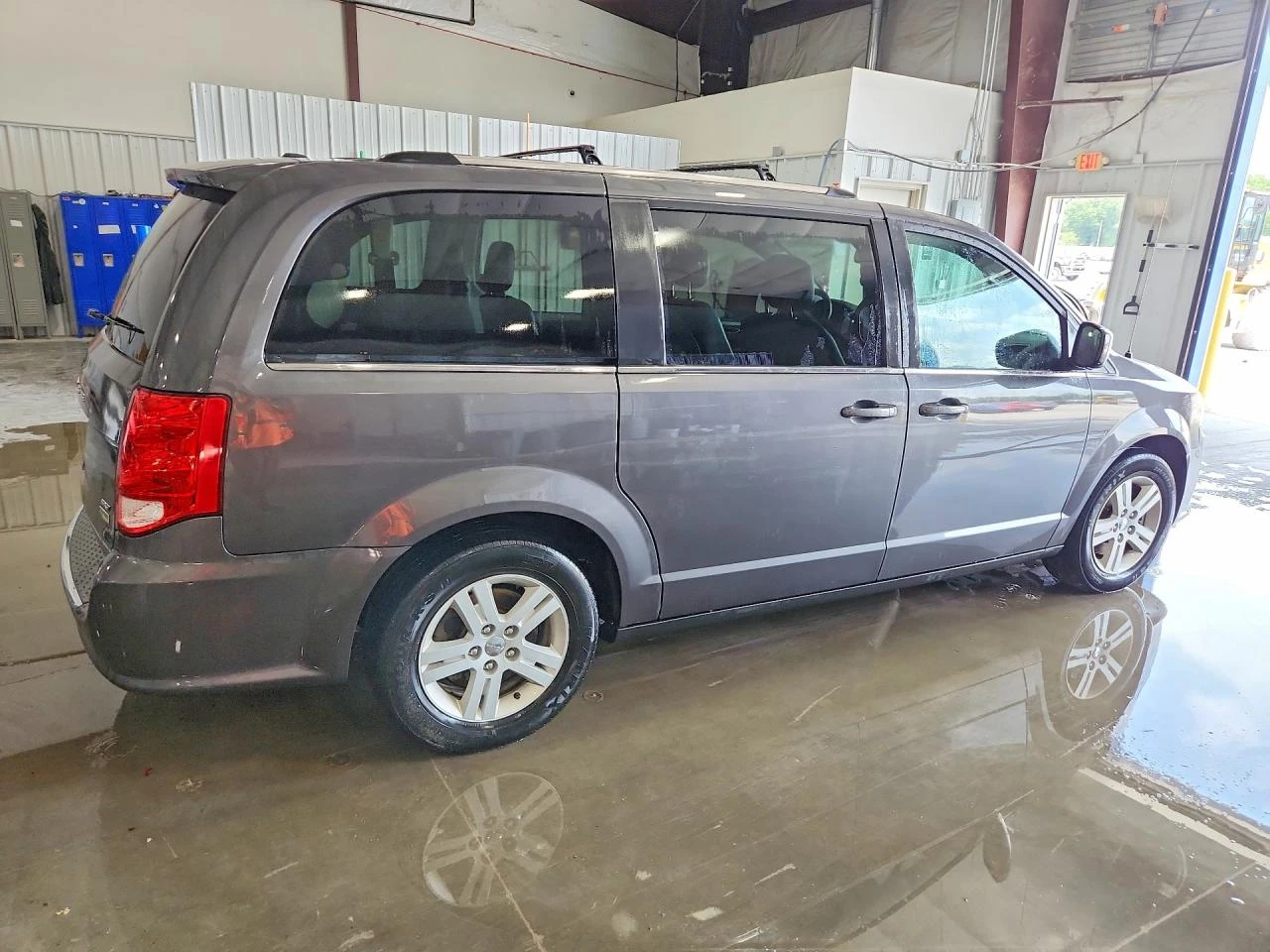 Dodge Caravan 3.6l Grand Sxt, снимка 3 - Автомобили и джипове - 56203167