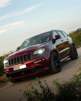 Jeep Grand cherokee SRT, снимка 2