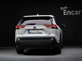 Toyota Rav4 2.5 2WD HYBRID XLE, снимка 4