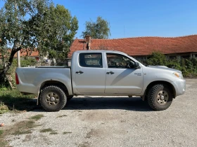 Toyota Hilux, снимка 2