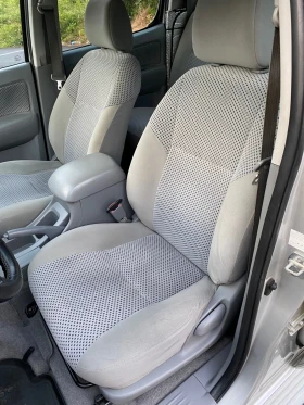 Toyota Hilux | Mobile.bg    11