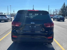 Kia Sorento * AWD * БОНУС ЛЕТИ ДЖАНТИ С ГУМИ* ПОДГРЕВ*  - 9000 € / 17602.47 лв. - 68074432 4