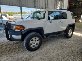 ����� �� �������� �� Toyota Fj cruiser 2010 TOYOTA FJ CRUISER BASE