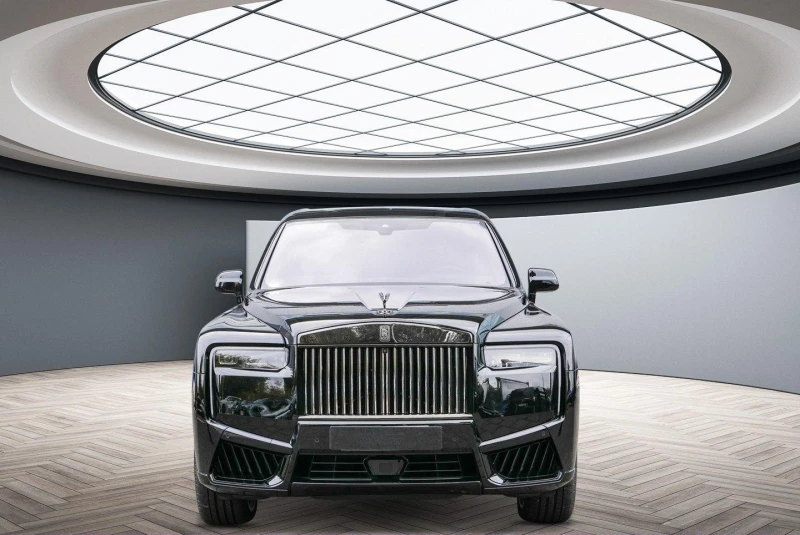 Rolls-Royce Cullinan BLACK BADGE/SERIES II/BESPOKE/SHOOTING STAR/4-SEAT, снимка 2 - Автомобили и джипове - 53184842