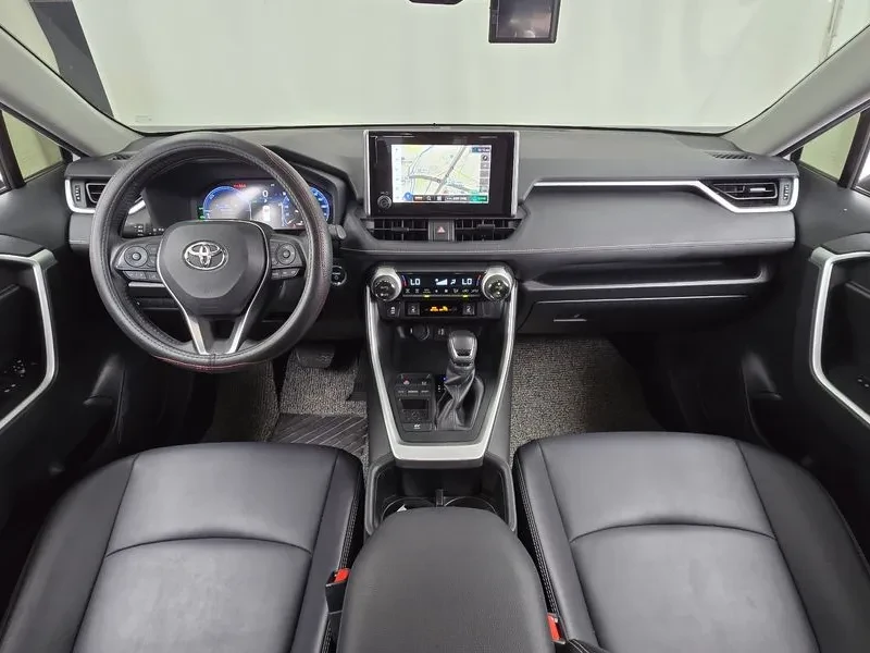 Toyota Rav4 2.5 2WD HYBRID XLE, снимка 7 - Автомобили и джипове - 55048254