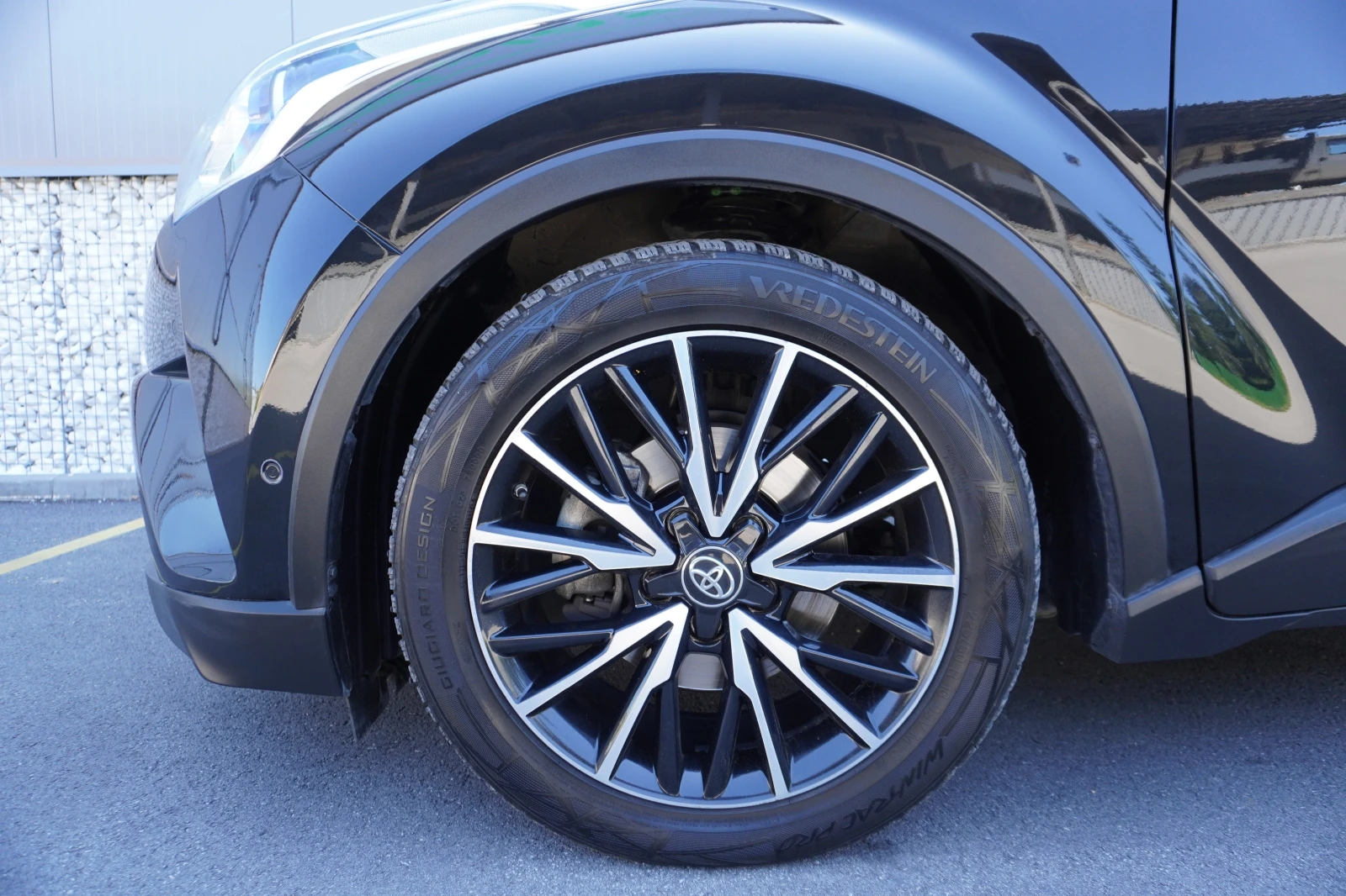 Toyota C-HR 1.8HYBRID LOUNGE 3броя - изображение 9