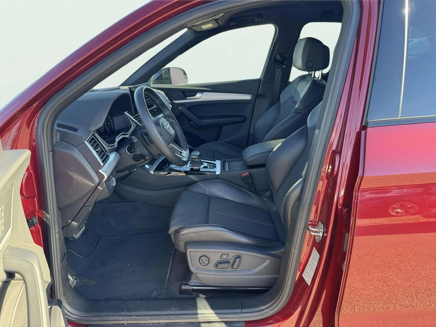 Audi Q5 Advanced 40 TDI quattro - изображение 6