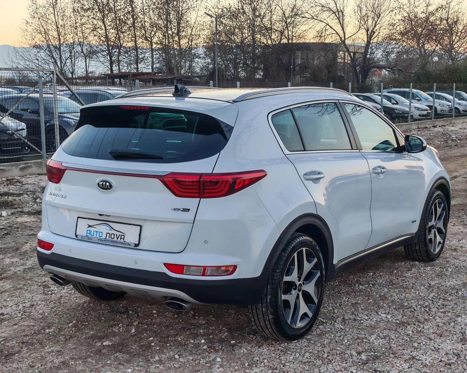 Kia Sportage 2.0 185 К.С!ДИЗЕЛ!GT LINE! 4Х4!174 000КМ!АВТОМАТ!  - изображение 5