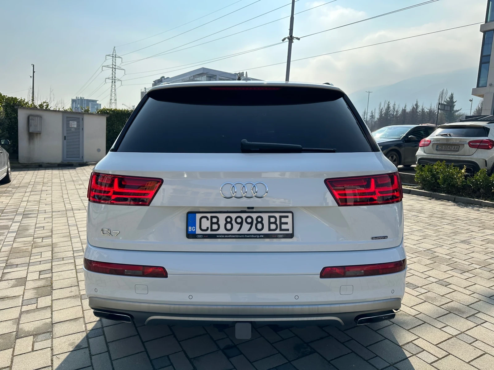 Audi Q7 3.0 TFSI* Quattro* 7места* Обдухване* , снимка 4 - Автомобили и джипове - 53732719