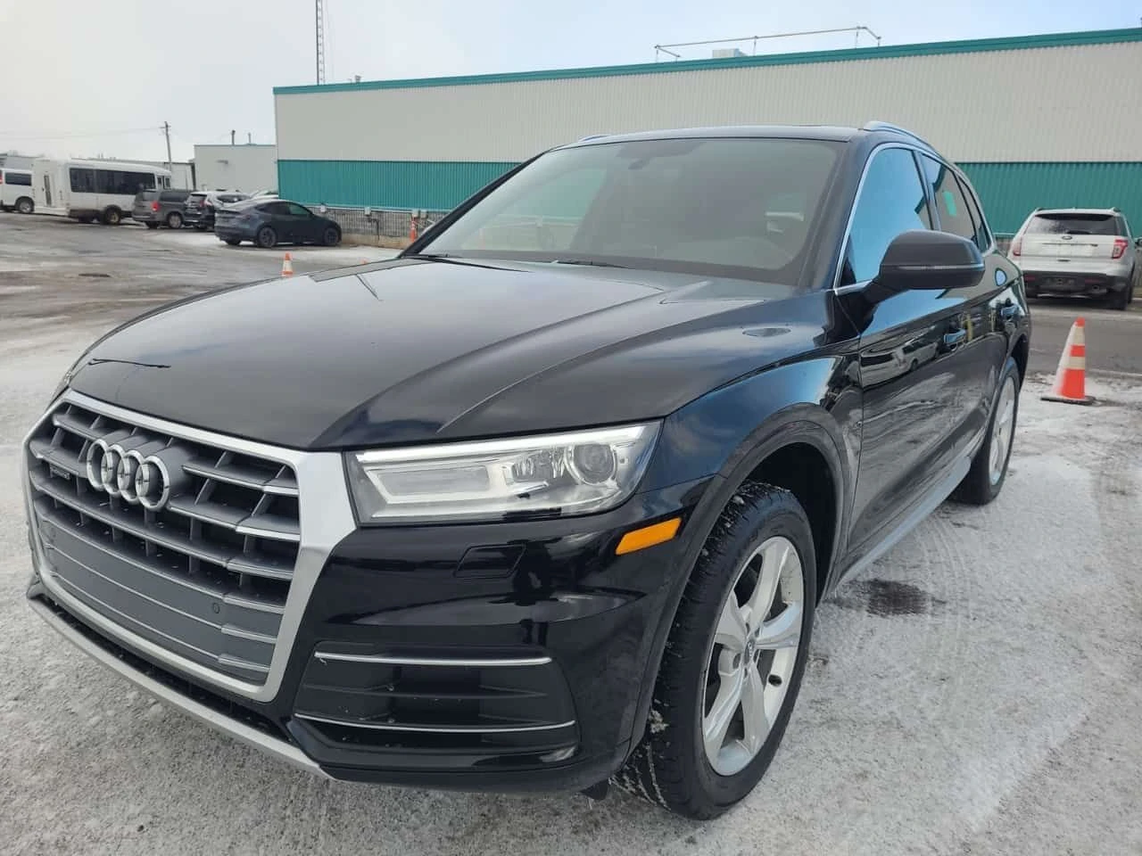 Audi Q5 * PROGRESSIV * ���� * �������� * KEYLESS * CARFAX | Mobile.bg � ����������� 1