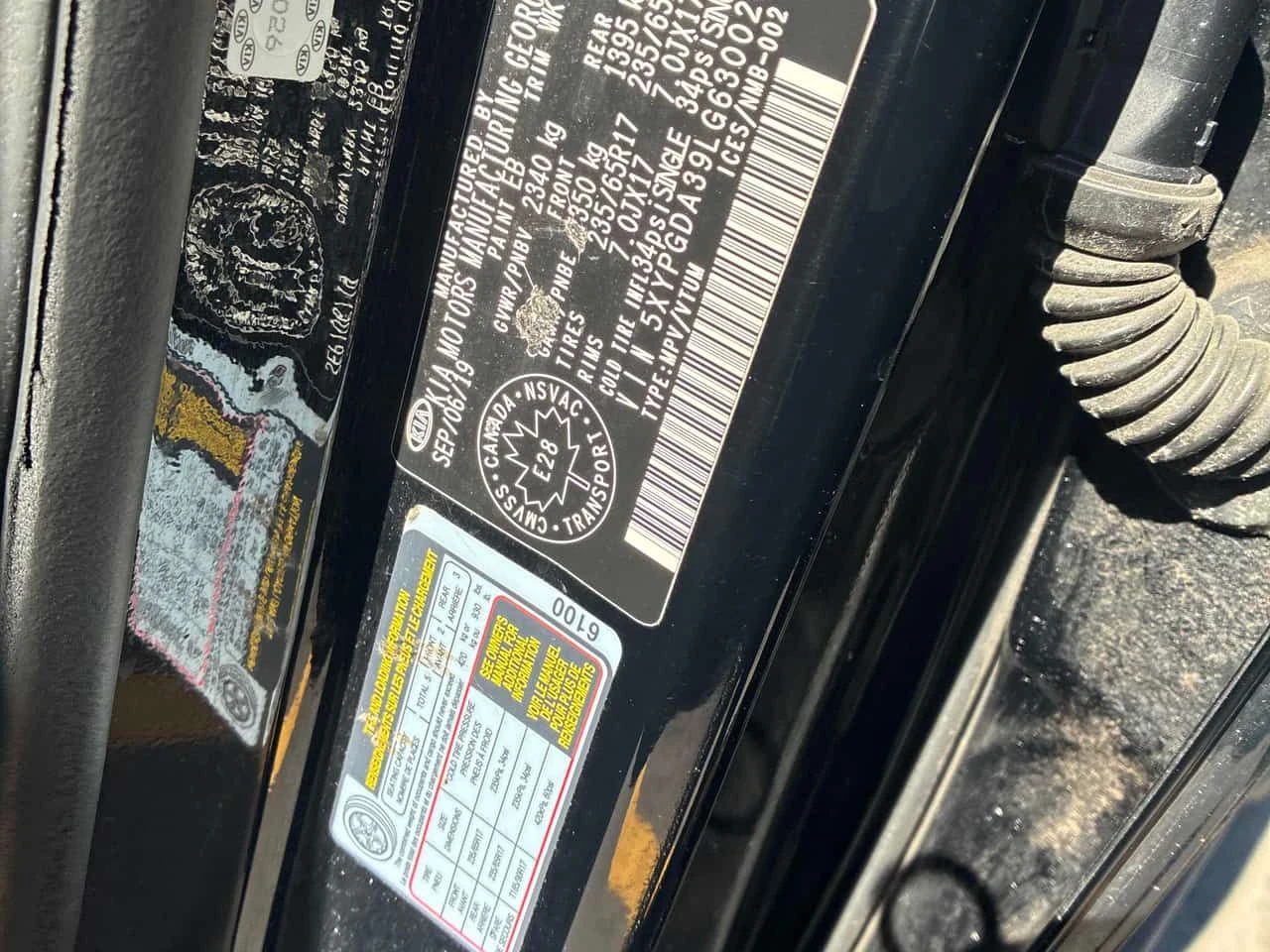 Kia Sorento * AWD * БОНУС ЛЕТИ ДЖАНТИ С ГУМИ* ПОДГРЕВ* , снимка 10 - Автомобили и джипове - 54108641