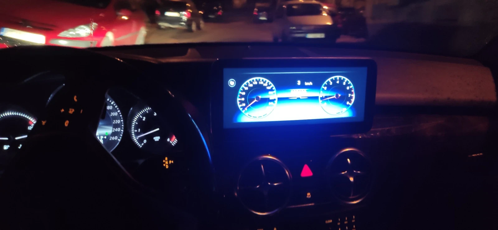 Mercedes-Benz GLK 350, снимка 11 - Автомобили и джипове - 54611538
