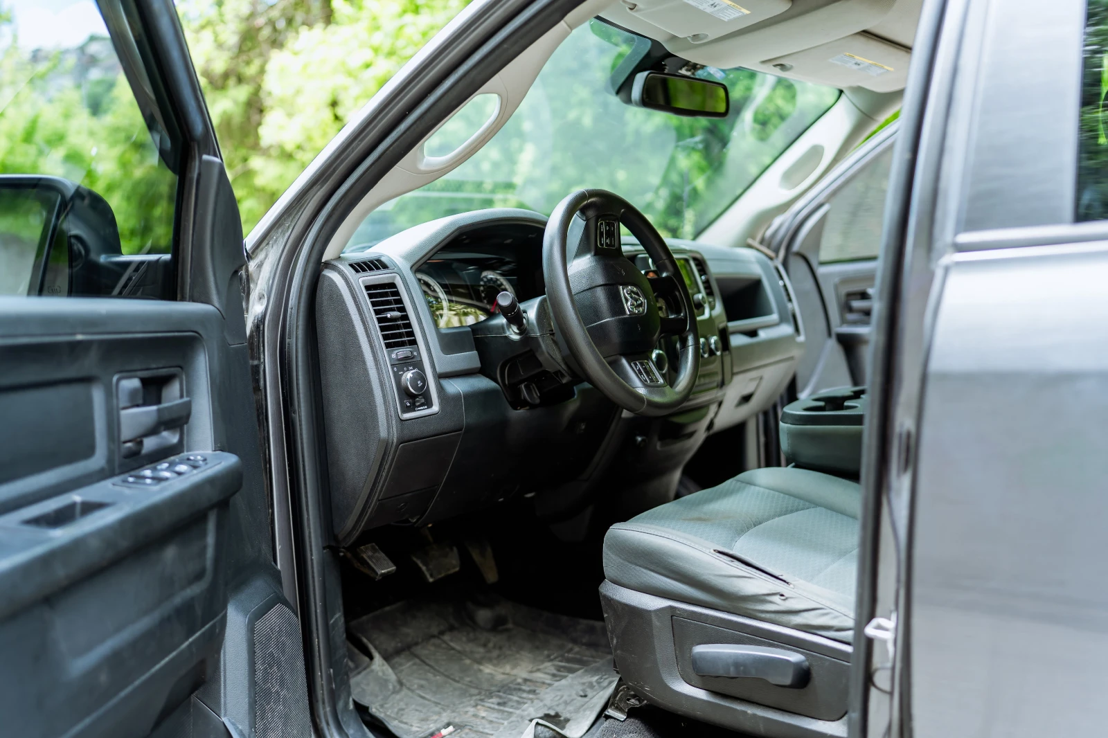 Dodge RAM 1500 5.7HEMI , снимка 7 - Автомобили и джипове - 54657236