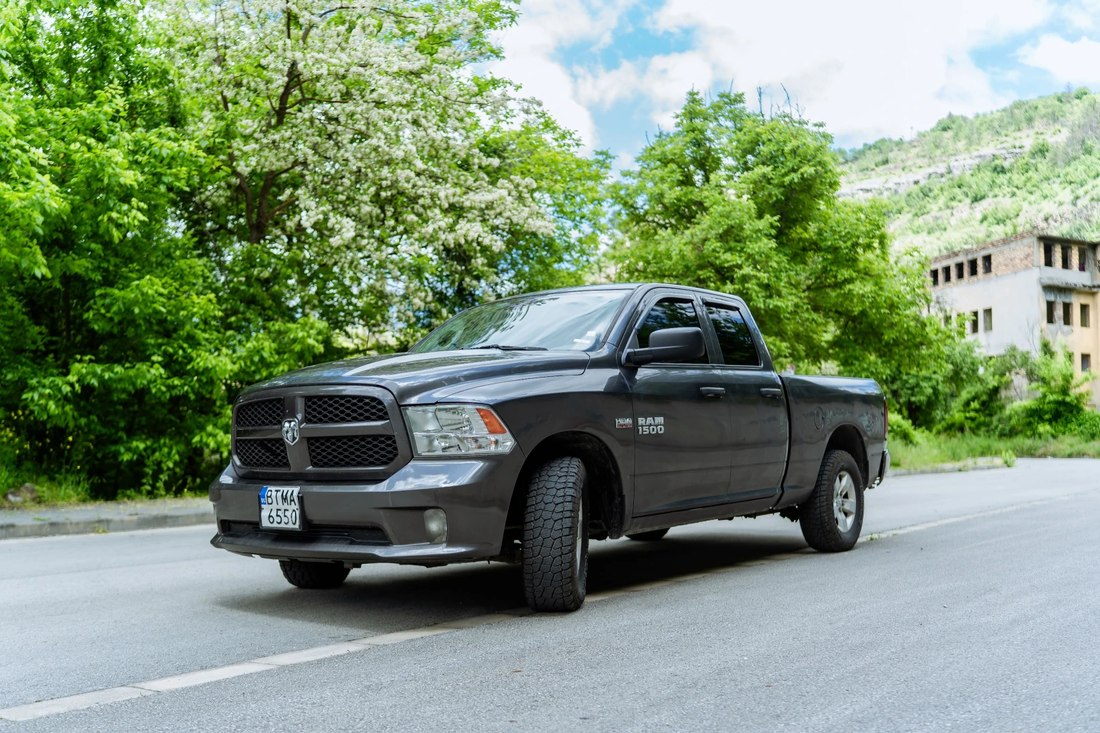 Dodge RAM 1500 5.7HEMI , снимка 3 - Автомобили и джипове - 54657236