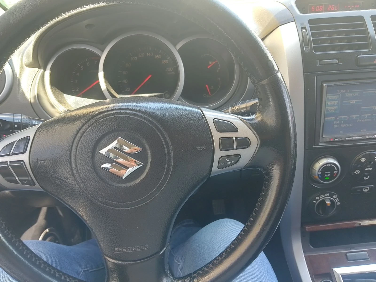 Suzuki Grand vitara, снимка 6 - Автомобили и джипове - 54668158