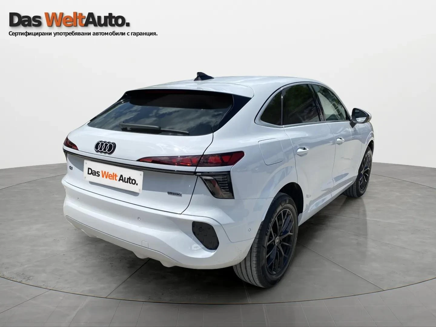 Audi Q3, снимка 5 - Автомобили и джипове - 56421070