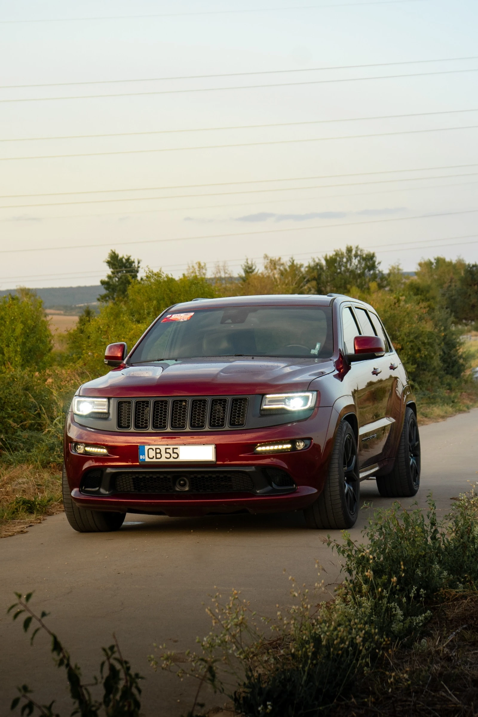 Jeep Grand cherokee SRT, снимка 3 - Автомобили и джипове - 54976397