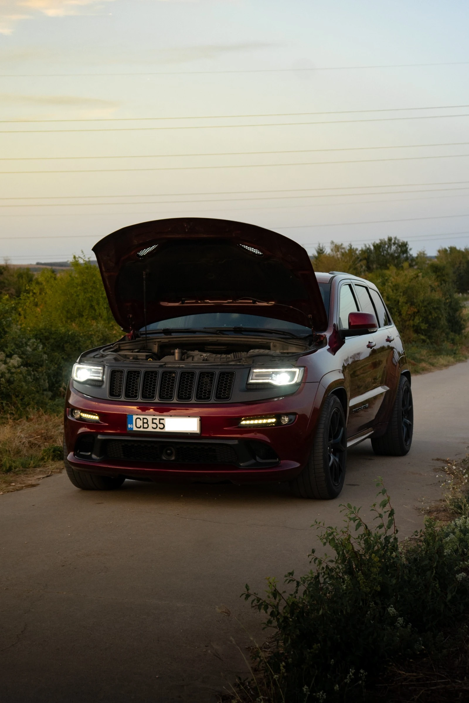 Jeep Grand cherokee SRT, снимка 9 - Автомобили и джипове - 54976397