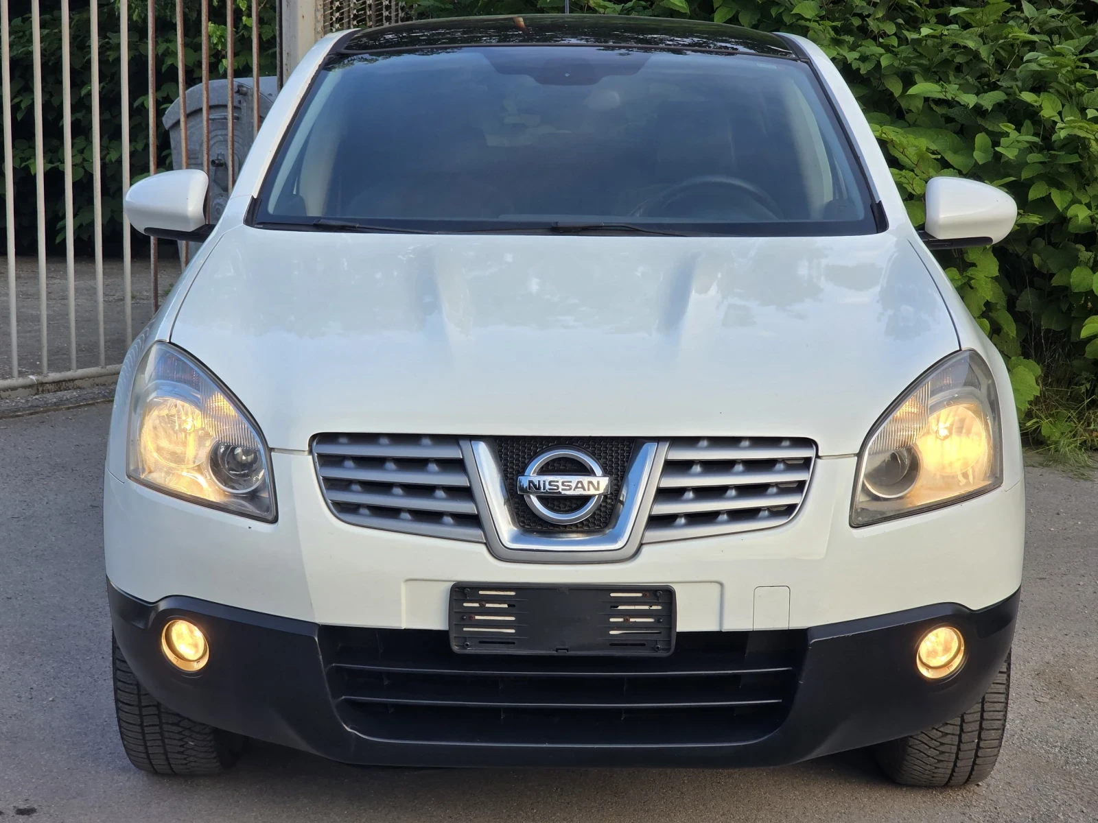 Nissan Qashqai Кожа Подгрев Панорама, снимка 2 - Автомобили и джипове - 55023872