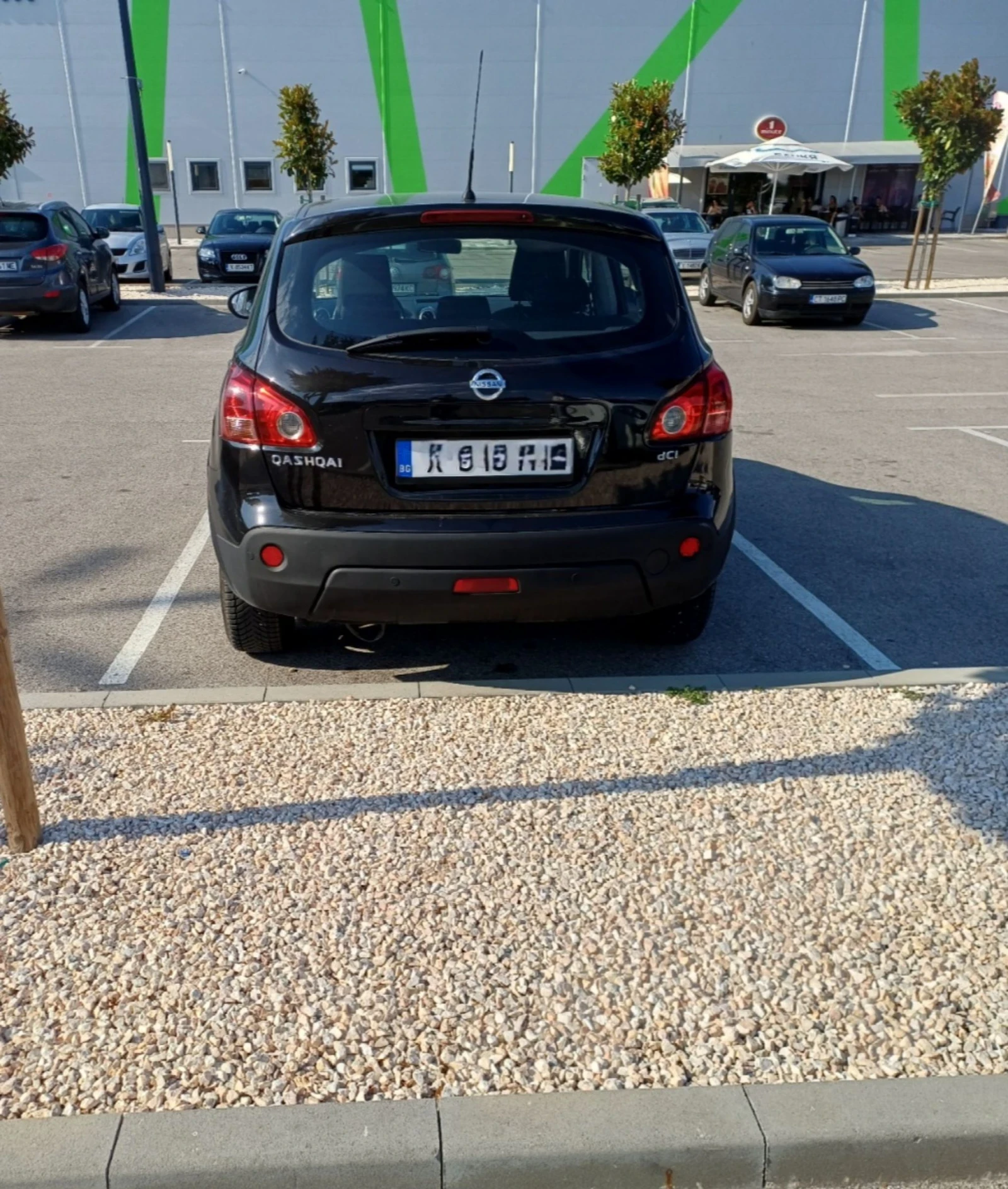 Nissan Qashqai 2.0 dci 4x4, снимка 3 - Автомобили и джипове - 55072129