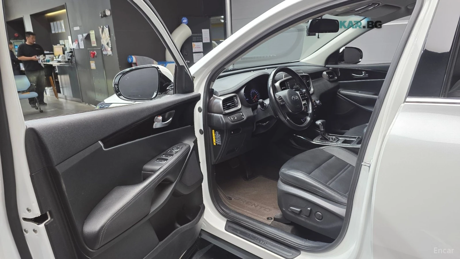 Kia Sorento PRESTIGE* КОЖА* ПОДГРЕВ* ОБДУХВ* НАВИ* КАМЕРА, снимка 10 - Автомобили и джипове - 55085776