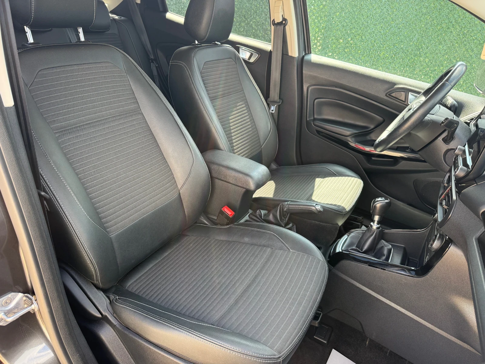 Ford EcoSport 1.5Diesel* 4X4* 150000KM* ORIGINAL, снимка 15 - Автомобили и джипове - 55833093