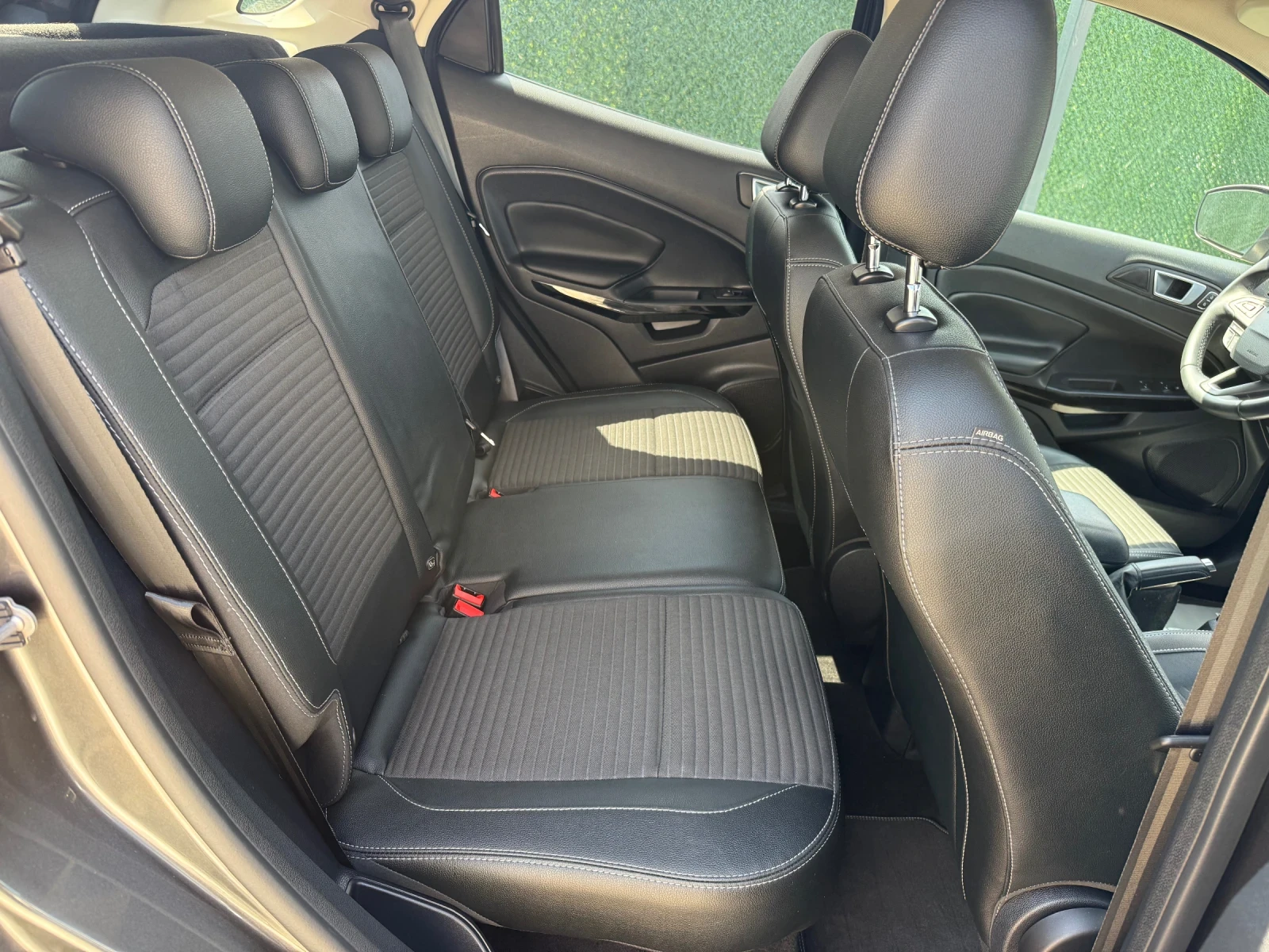 Ford EcoSport 1.5Diesel* 4X4* 150000KM* ORIGINAL, снимка 13 - Автомобили и джипове - 55833093