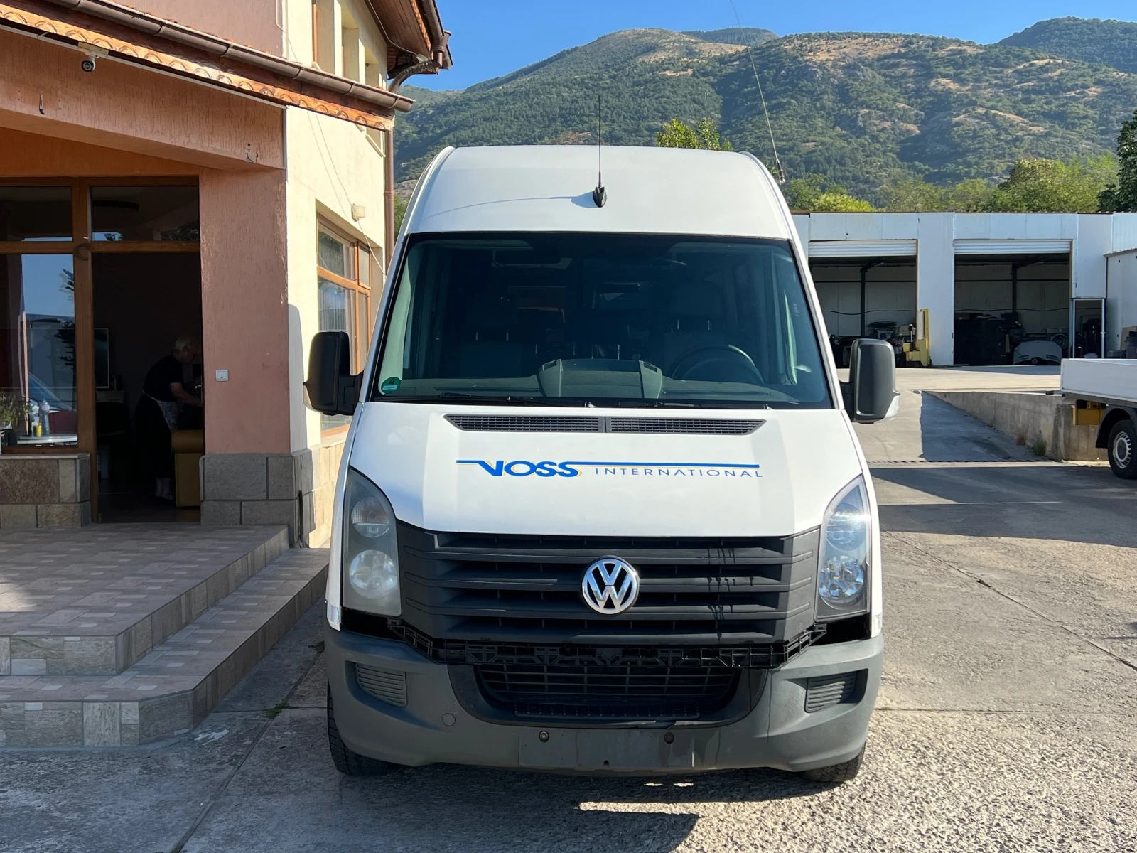 VW Crafter 2.0TDI , 9 Места , Пътнически , Клима - изображение 2