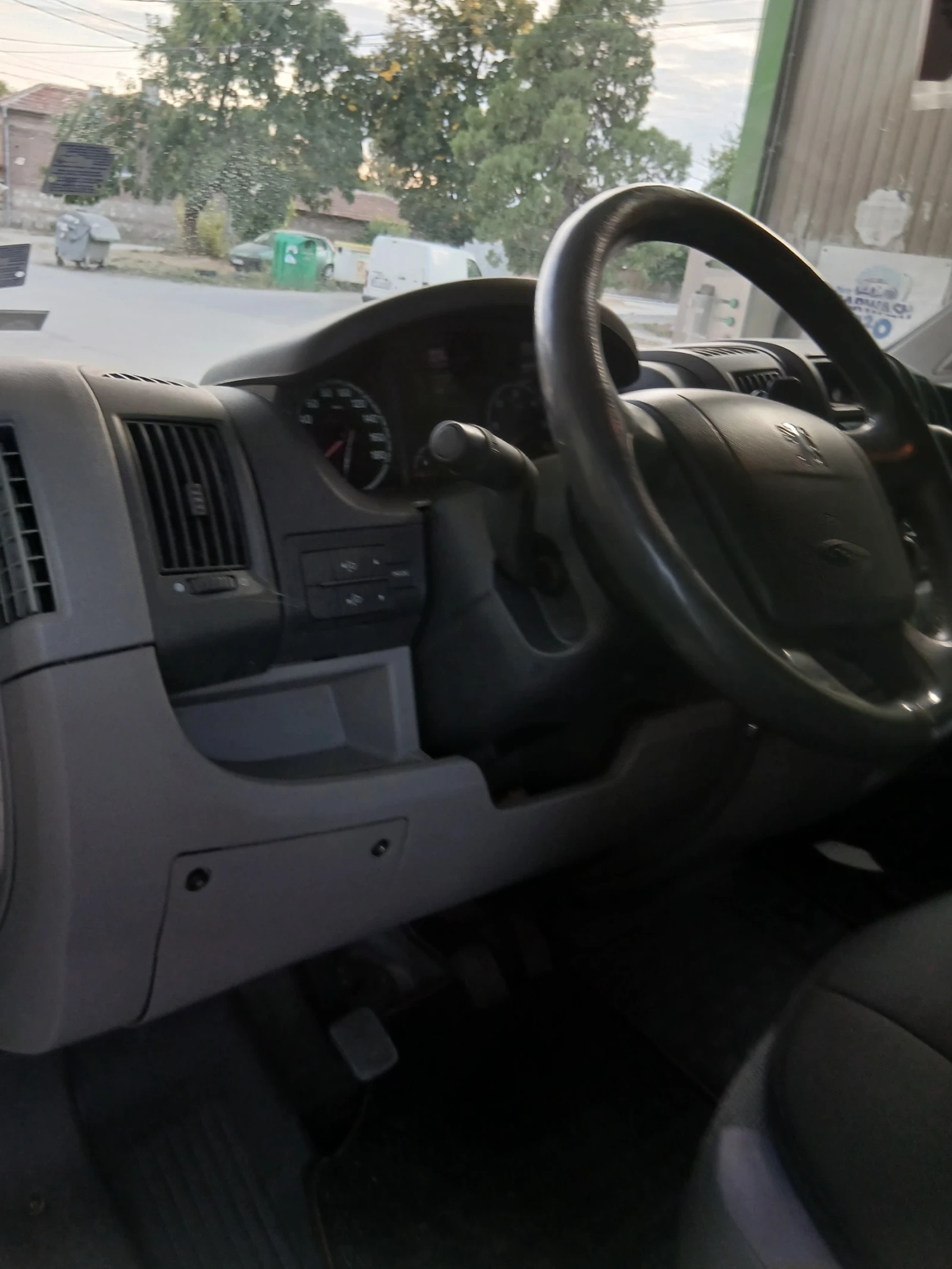 Peugeot Boxer 2.0 - изображение 4