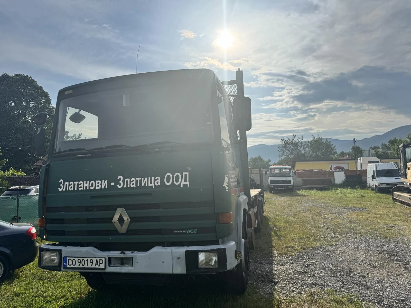 Renault Midliner С кран НIAB 6т - изображение 2