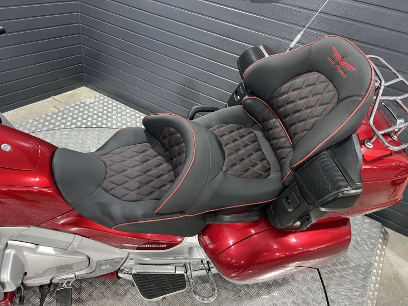Honda Gold Wing RED & SILVER 2015, снимка 13 - Мотоциклети и мототехника - 50109247