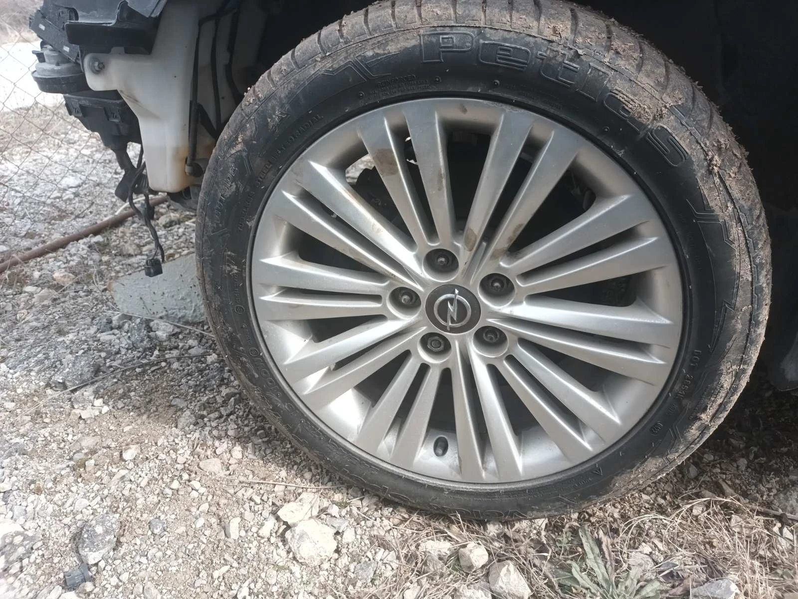    245/45R18  Opel Insignia | Mobile.bg   1