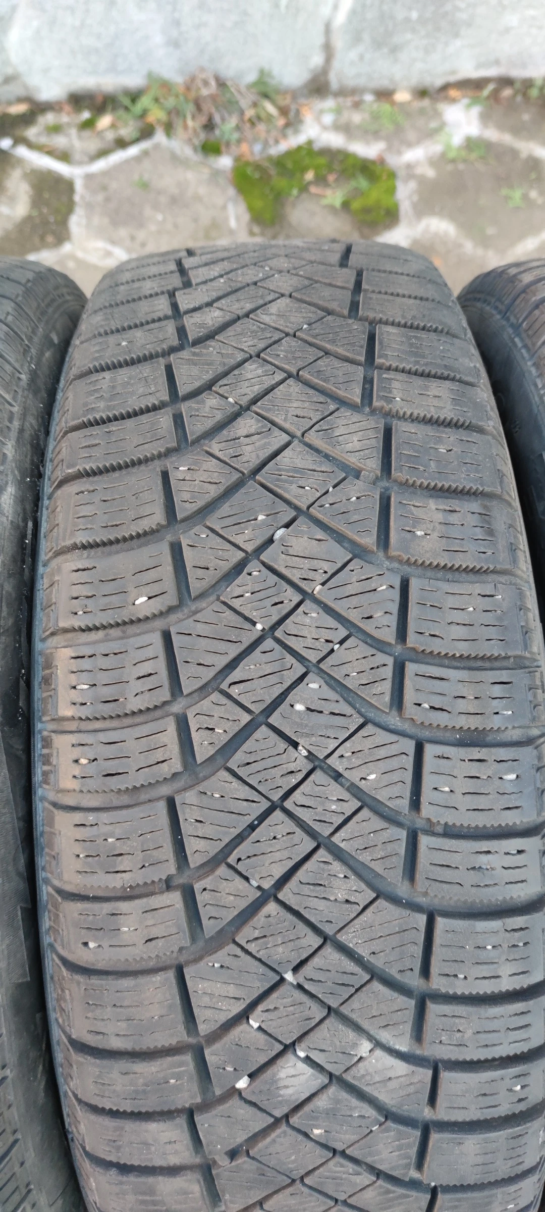  215/65R17 | Mobile.bg   4