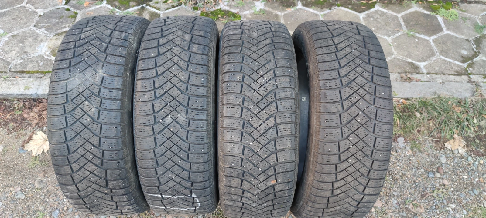  215/65R17 | Mobile.bg   1