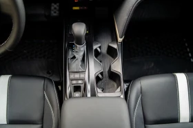 Toyota Camry SE / NIGHT SHADE/ , снимка 13