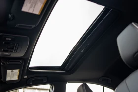 Toyota Camry SE / NIGHT SHADE/ , снимка 16