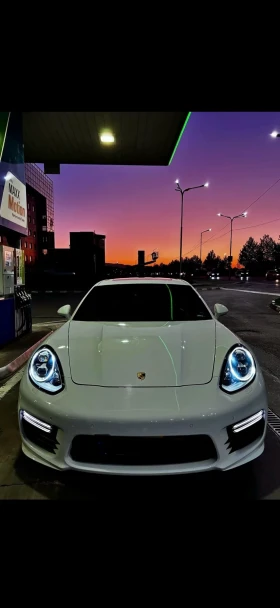     Porsche Panamera Execulive PDK-8Gtronic