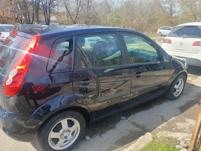 Ford Fiesta, снимка 6 - Автомобили и джипове - 38307746