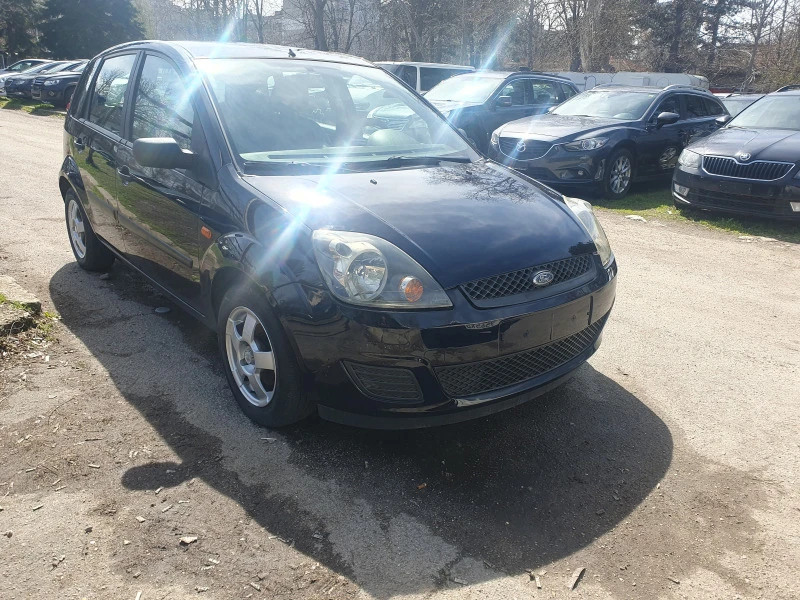 Ford Fiesta, снимка 2 - Автомобили и джипове - 38307746