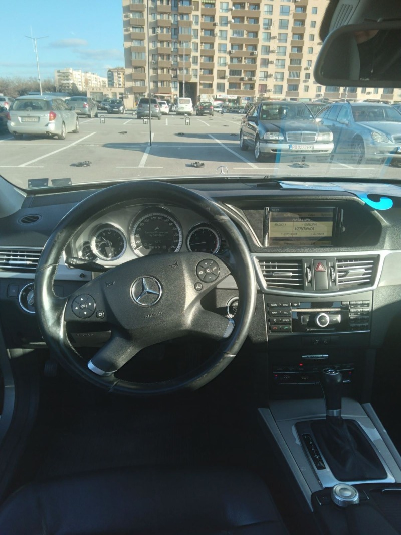 Mercedes-Benz E 250, снимка 4 - Автомобили и джипове - 45584970