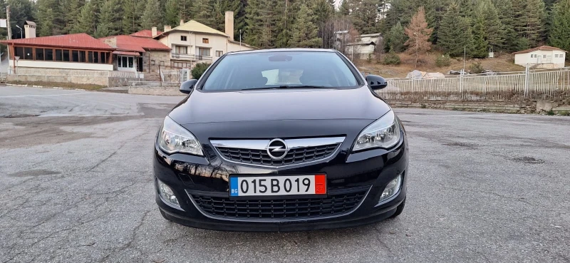 Opel Astra 1.7cdti, снимка 1 - Автомобили и джипове - 48062638