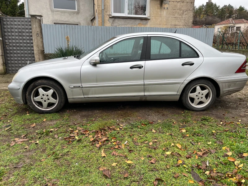 Mercedes-Benz C 200 c200 cdi, снимка 5 - Автомобили и джипове - 48265941